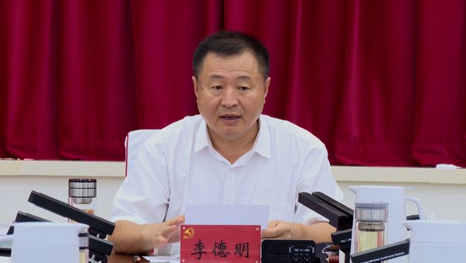 花费上千万，县委书记建了10个厕所 省纪委：劳民伤财