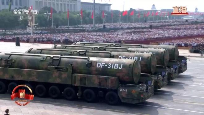 九三阅兵重磅武器汇总来了，中国军队装备已经Next Level，军迷变军盲