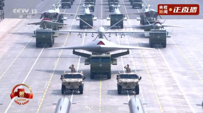 九三阅兵重磅武器汇总来了，中国军队装备已经Next Level，军迷变军盲