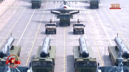 九三阅兵重磅武器汇总来了，中国军队装备已经Next Level，军迷变军盲