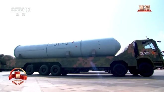 九三阅兵重磅武器汇总来了，中国军队装备已经Next Level，军迷变军盲