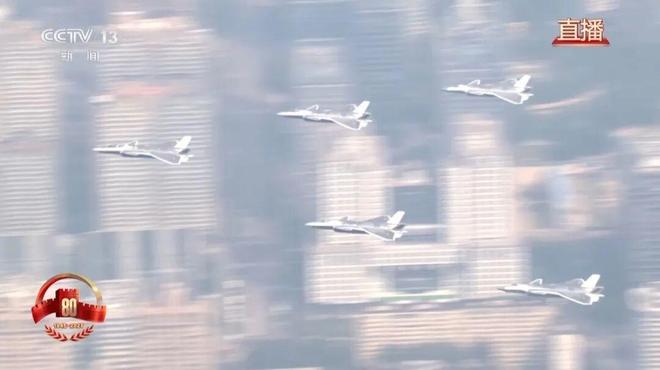 九三阅兵重磅武器汇总来了，中国军队装备已经Next Level，军迷变军盲